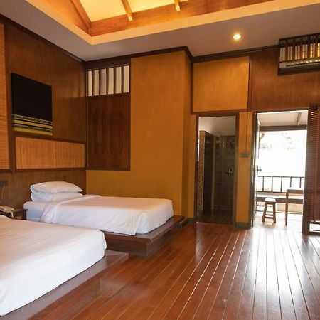 Chompor Lanna Hotel チエンマイ エクステリア 写真